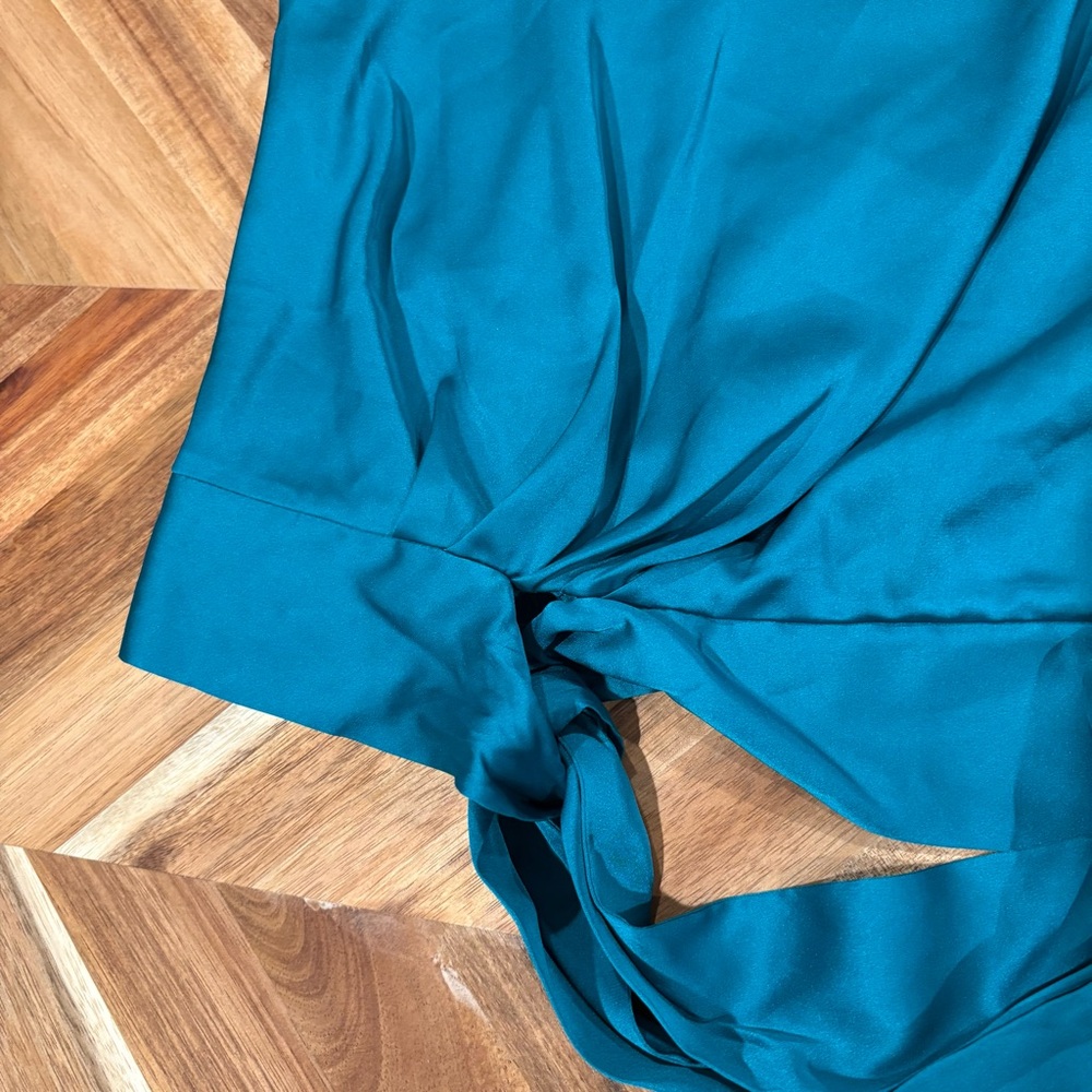 Express Turquoise One-Shoulder Blouse - Picture 2 of 6